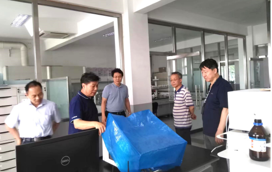 清華大學(xué)、北化工大學(xué)專家蒞臨天罡興泰孵化基地交流考察
